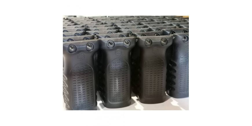 Як поставити планку Пікатінні на АК